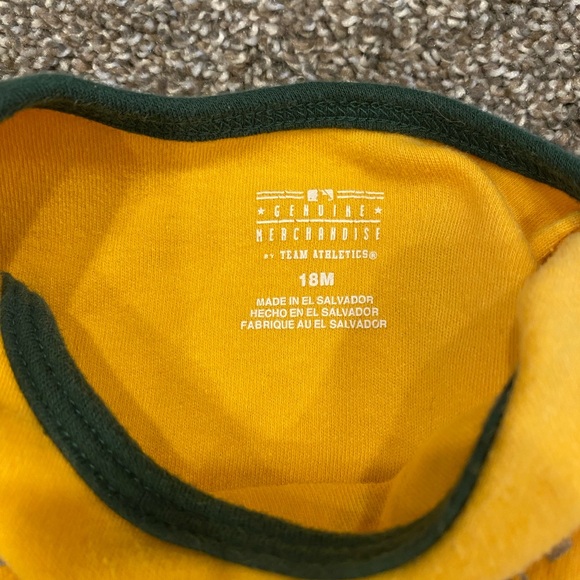 Oakland Athletics A’s Genuine Merchandise 18mo Girls Onesies Bundle Lot BOGO - Picture 11 of 11